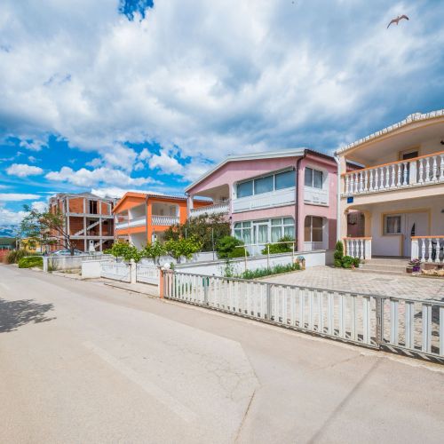 Apartments By The Sea Vir - 19096 – Vir, Chorwacja