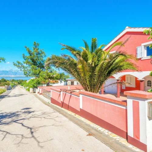 Apartmanok Parkolóhellyel Vir - Lozice, Vir - 19099 Vir - Lozice