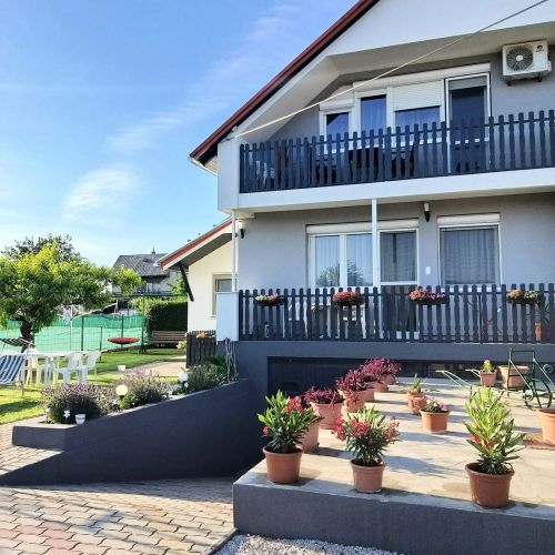 Ellie Apartman Gyenesdiás
