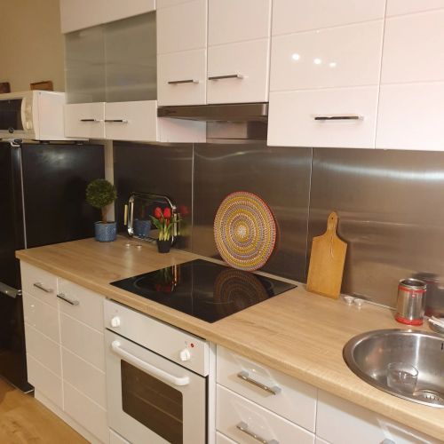 Magyartenger-parti Apartman Balatonlelle – Balatonlelle, Ungaria