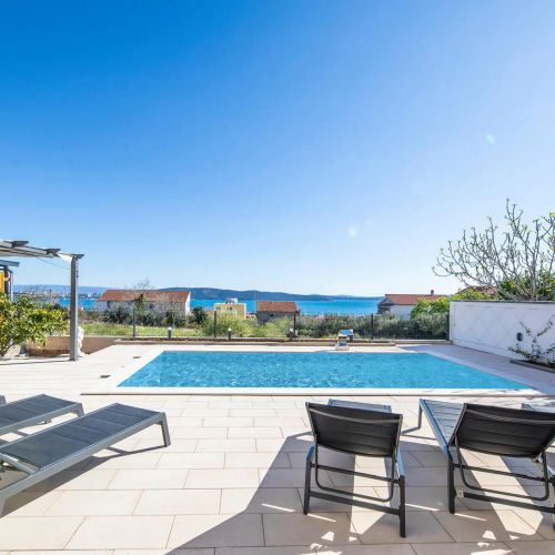 Apartman Kaštel Gomilica - CDC842