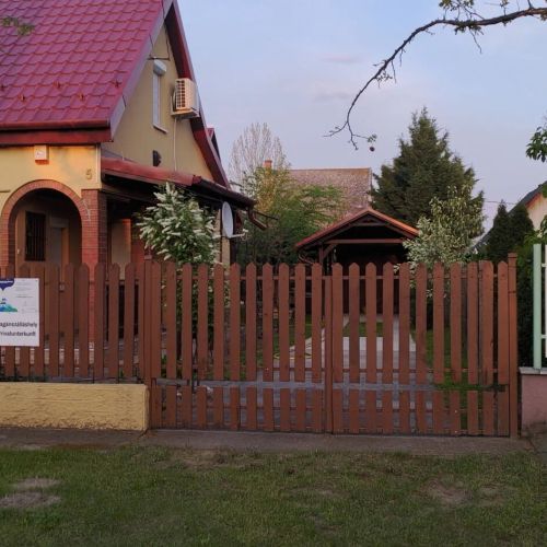 Vadvirág Vendégház Cserkeszőlő – Cserkeszőlő, Maďarsko