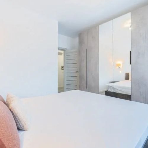 Grey Apartments Oradea – Oradea, România
