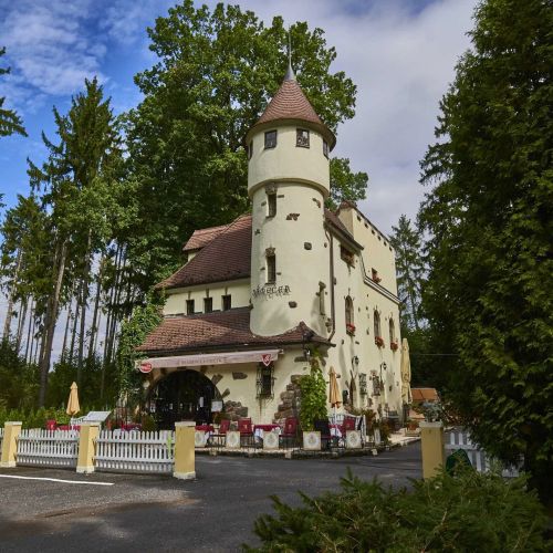 REZIDENCE ZÁMEČEK - BOUTIQUE HOTEL
