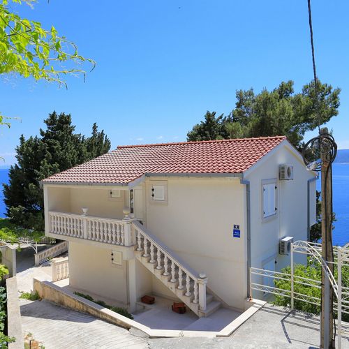 Apartmanok Parkolóhellyel Marusici, Omis - 18497 Marušići