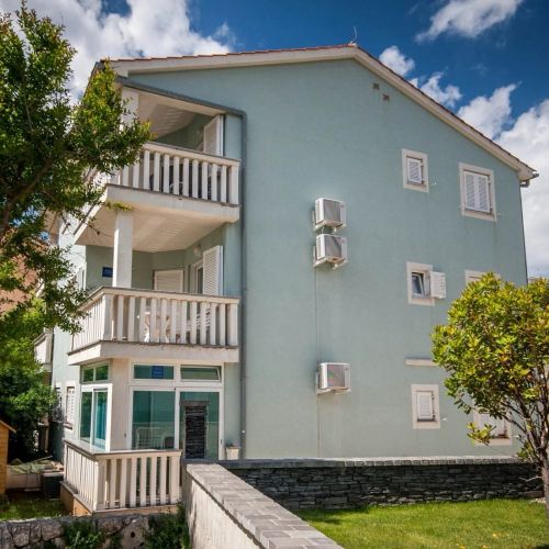 Apartments With Parking Space Baška, Krk - 18880 Baška