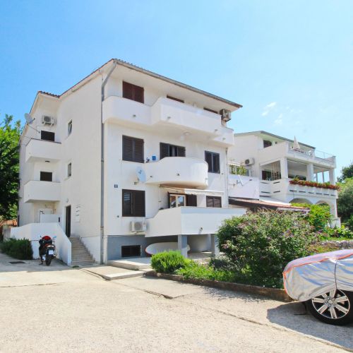 Apartments With Parking Space Baška, Krk - 19195 Baška