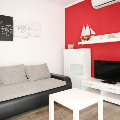 Apartments With Parking Space Baška, Krk - 19220 Baška