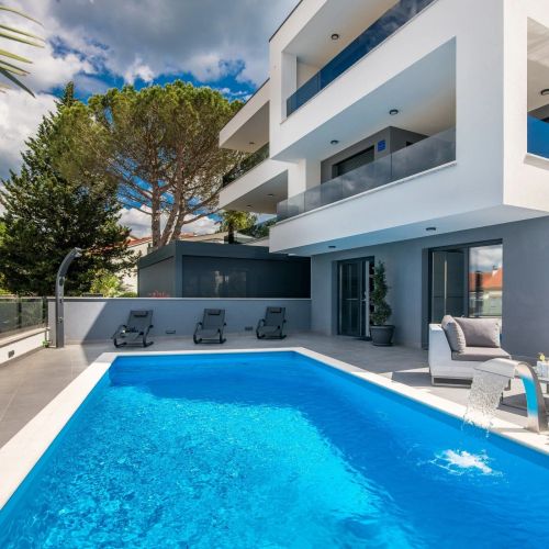 Family-friendly Apartments With Swimming Pool Vantačići, Krk - 19303 Vantačići