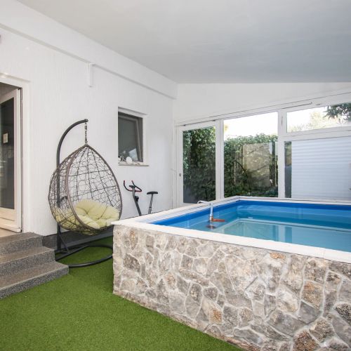 House Kala Brodarica