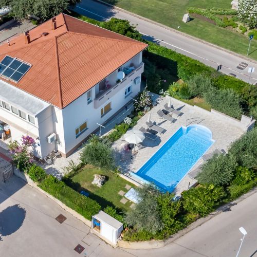 Family-friendly Apartments With Swimming Pool Baška, Krk - 19432 Baška
