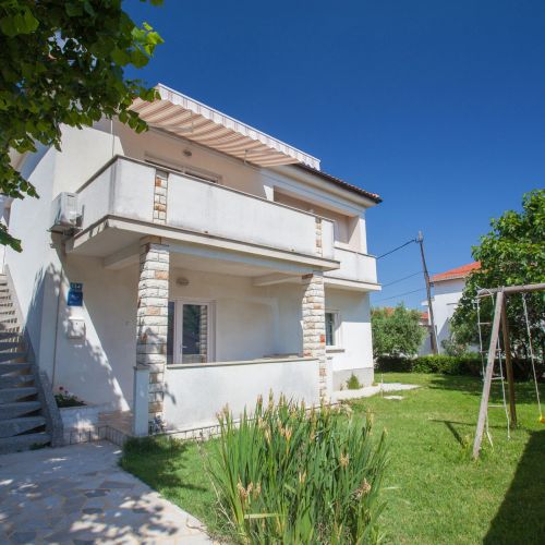 Apartments With Parking Space Baška, Krk - 19434 Baška