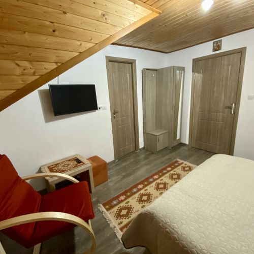 Casa Mis Baia de Fier – Baia de Fier, România