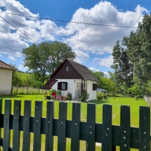 Csacska Macska Vendégház Szanda