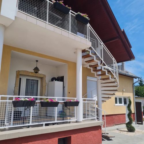 Tavirózsa Apartman Gyenesdiás