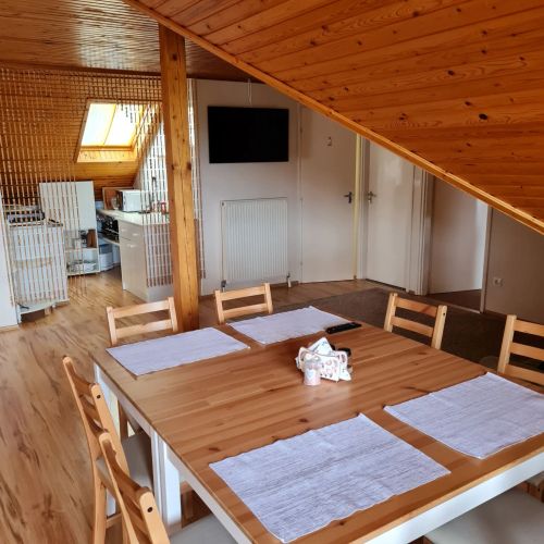 Tavirózsa Apartman Gyenesdiás – Gyenesdiás, Ungaria