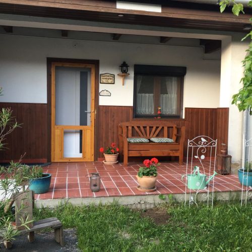 GuBó Vendégház Gánt – Gánt, Ungaria