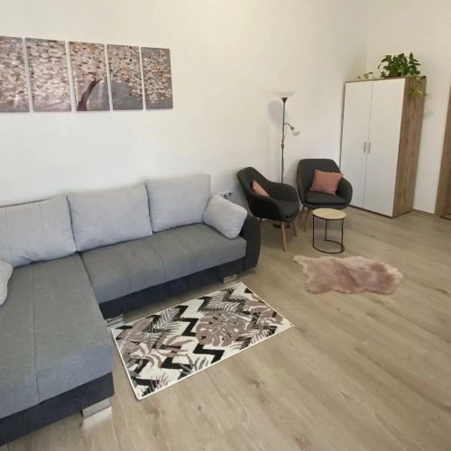 Rád-Vár Apartmanház Eger