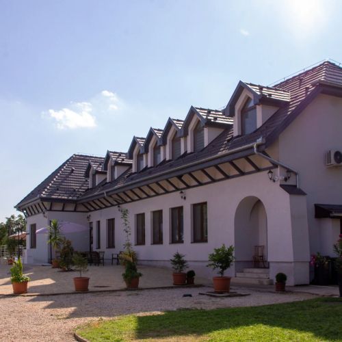 Reneszánsz  Vendégház Debrecen – Debrețin, Ungaria