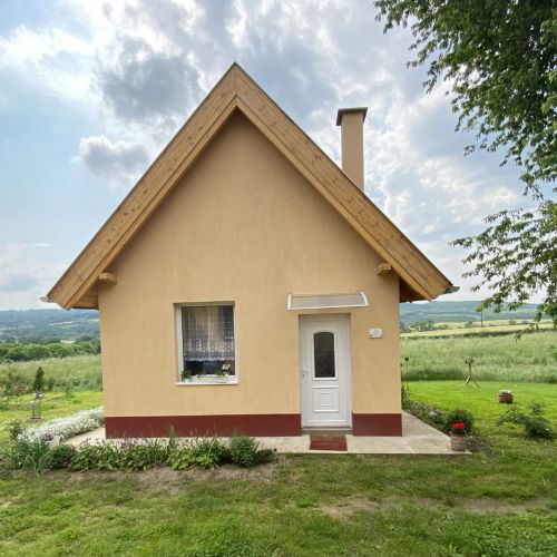 Eiross Apartmanház Tamási