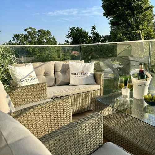 Loulou Apartman Balatonboglár – Balatonboglár, Maďarsko