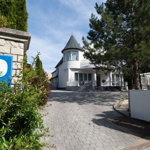 Villa Rose Garden Panzió Nyíregyháza – Nyíregyháza, Ungaria