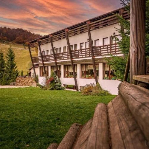 Casa Muntelui Fundata