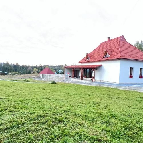 Camping La Bălcești – Bălcești, România