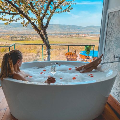 Romantic Rose Viewhouse Zebegény – Zebegény, Maďarsko