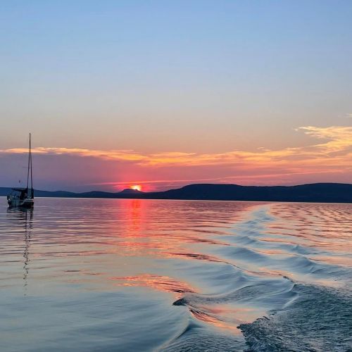 Málna Privát Nyaraló Balatonlelle – Balatonlelle, Ungaria