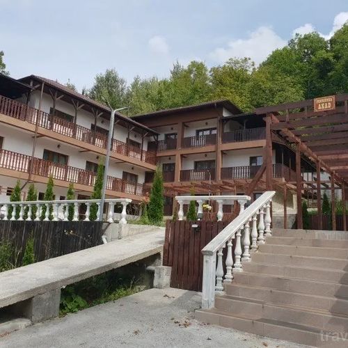 Pensiunea Akad Cornu de Jos