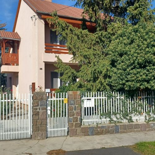 Andi Apartmanház Hajdúszoboszló