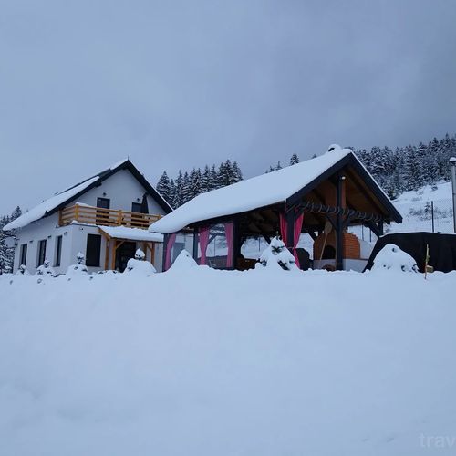 Cabana Deasupra Norilor Ghiduț