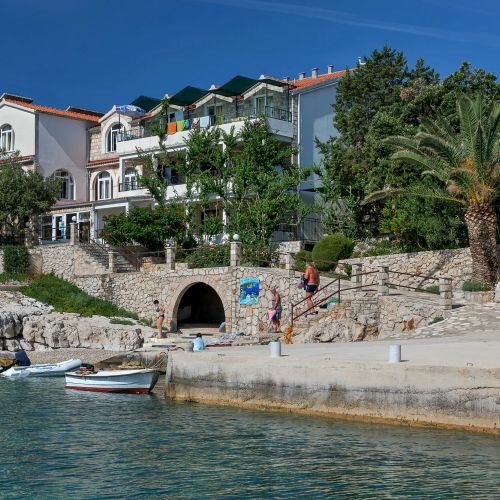House Sea rose Zastrazisce – Zastražišće, Croația