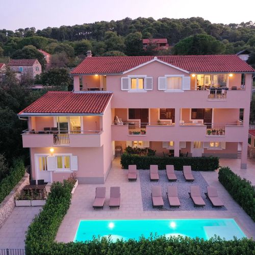 Apartments BoBo Kraj