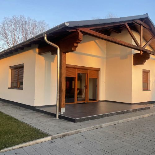 Haleszi Apartman Péteri – Péteri, Ungaria