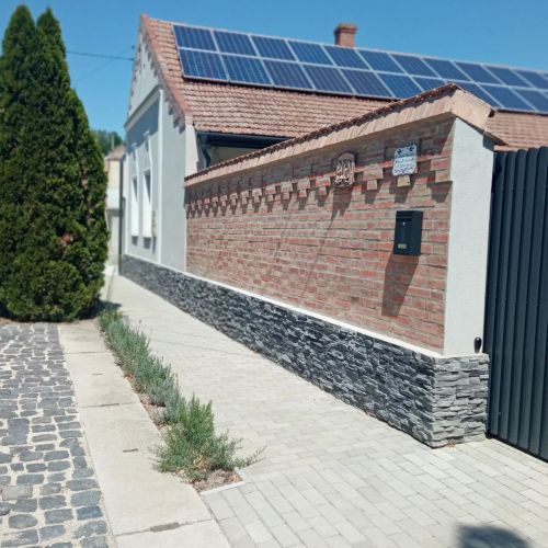 Fecskefészek Vendégház Csongrád
