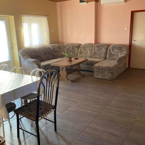 Dóra Apartman Balatonfenyves – Balatonfenyves, Maďarsko