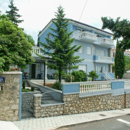 Apartments By The Sea Crikvenica - 10437