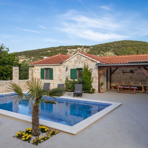 Family Friendly House With A Swimming Pool Postira Brač - 19563