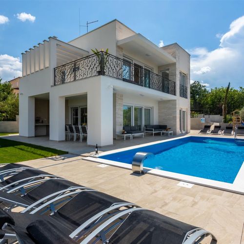 Villa Zarra Klimno