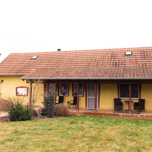 Borostyán Apartmanház Mórahalom – Mórahalom, Ungaria