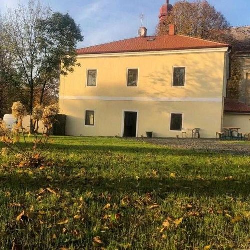 Penzion Fara pod Milešovkou Velemín