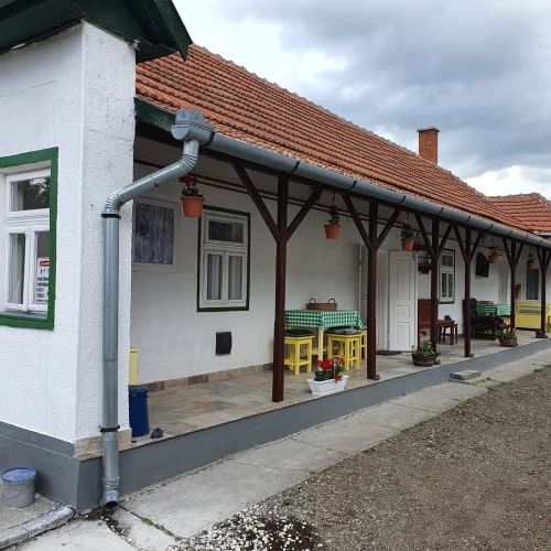 Gazso 2 Vendégház Sarud