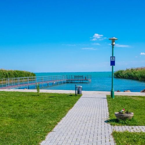 Balatonalmádi Akadémiai Üdülő