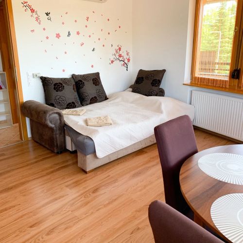 Hunor Napsugár Apartman Balatonlelle – Balatonlelle, Ungaria