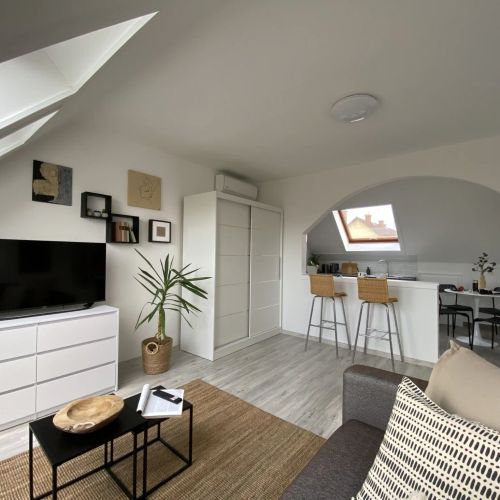 Neva Apartman Eger