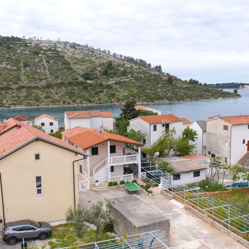 Nyaralóház A Tenger Mellett Stupin Celine Rogoznica - 19871 Stupin Čeline