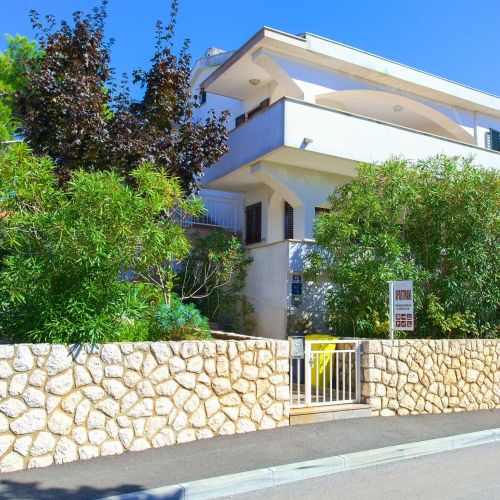 Apartments With Parking Space Krk - 20369