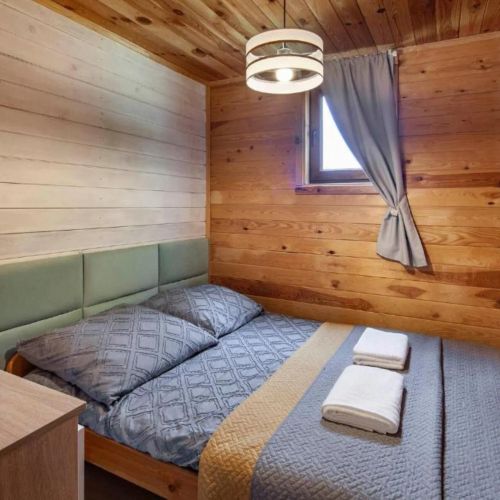 ZACISZE Domek na Kaszubach Brodnica Dolna z balią z jacuzzi – Brodnica Dolna, Polska